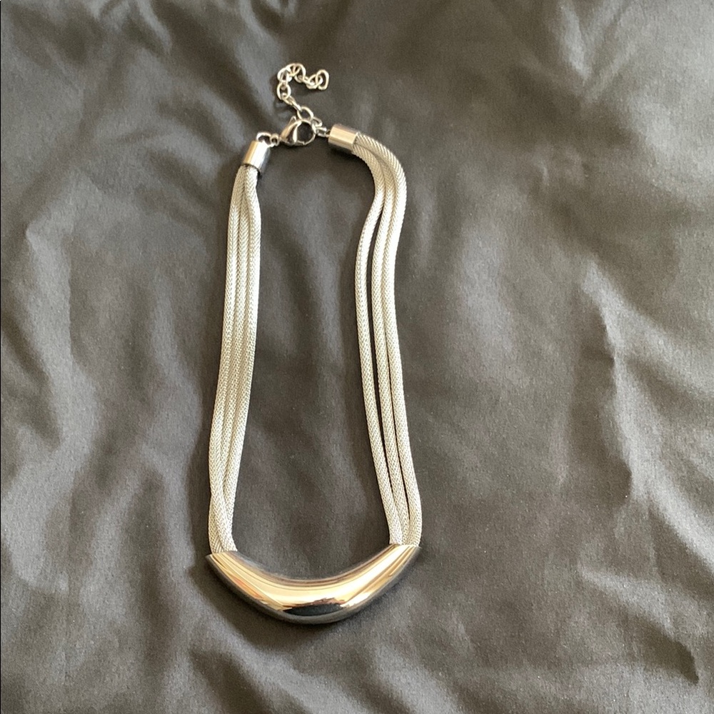 Elegant Silver Necklace
